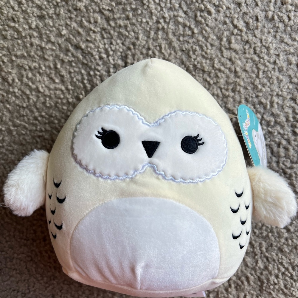 Hedwig owl Squishmallow 8” NWT
